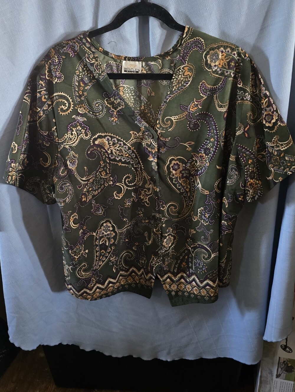 Bentley Plus Olive Green Paisley Short-Sleeve Button Down Blouse